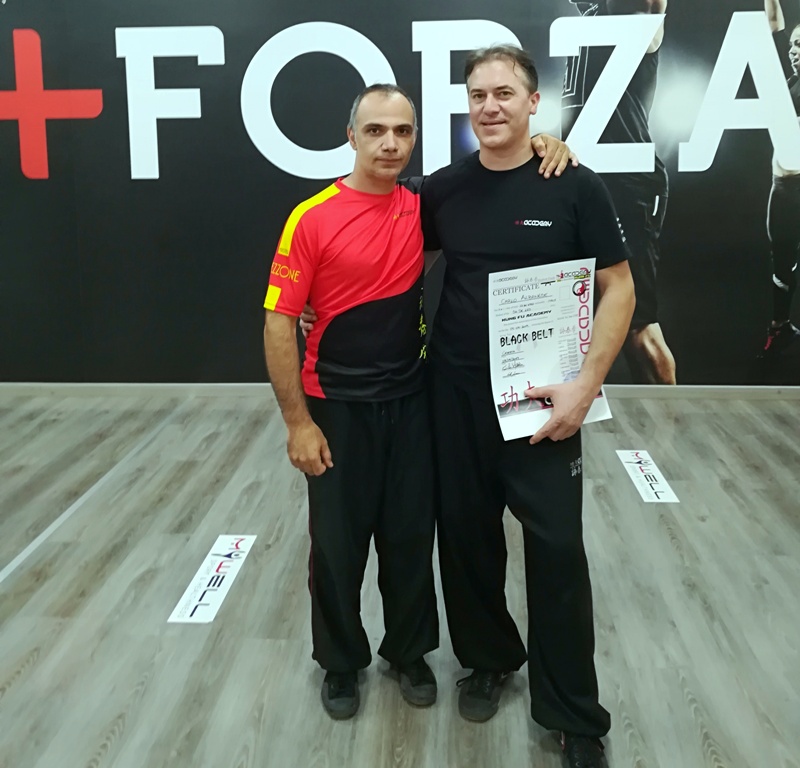 Kung Fu Academy di Sifu Mezzone scuola di wing chun e taijiquan, di wing tsun, difesa personale e arti marziali cinesi a Caserta e in Italia www.kungfuitalia.it (1)